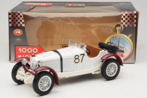Mercedes SSKL #87 R. Caracciola Mille Miglia 1931 Bburago 1:18 3202 Druckguss — Bild 6 von 6
