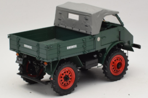 Mercedes Unimog 401 Grün Schuco 1:18 00135 Druckguss — Bild 3 von 8