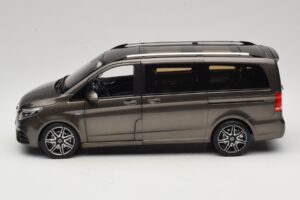 Mercedes V-Class W447 AMG Line Indium Grey Norev 1:18 183873 Druckguss — Bild 4 von 8
