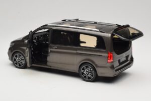 Mercedes V-Class W447 AMG Line Indium Grey Norev 1:18 183873 Druckguss — Bild 5 von 8