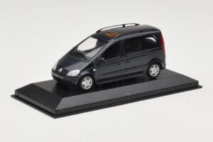 Mercedes Vaneo Dunkelblau Minichamps 1:43 400031200 Druckguss — Bild 2 von 4