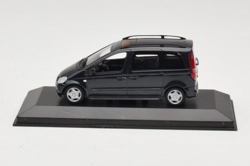 Mercedes Vaneo Dunkelblau Minichamps 1:43 400031200 Druckguss