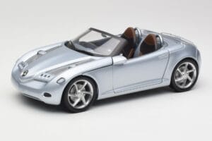Mercedes Vision SLA Silber Gate 1:18 B66962114 Druckguss