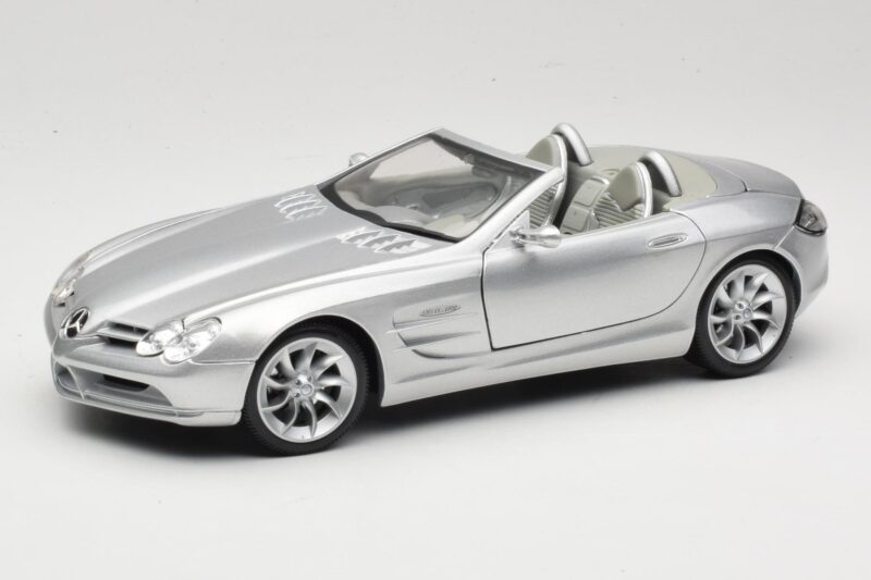 Mercedes Vision SLR Roadster Silber Maisto 1:18 B66962107 Druckguss