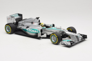 Mercedes W04 #9 N. Rosberg Mercedes AMG Petronas Showcar 2013 Minichamps 1:18 110130079 Druckguss — Bild 4 von 7