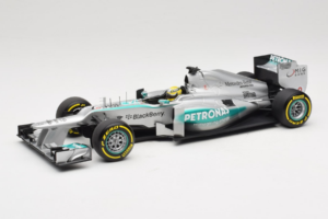 Mercedes W04 #9 N. Rosberg Mercedes AMG Petronas Showcar 2013 Minichamps 1:18 110130079 Druckguss