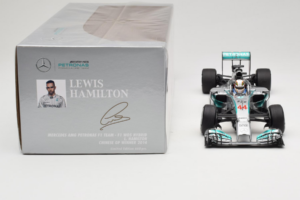 Mercedes W05 #44 L. Hamilton Mercedes AMG Petronas Chinese Grand Prix Winner 2014 Minichamps 1:18 110140244 Druckguss — Bild 6 von 7