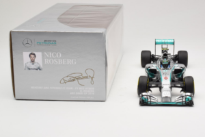 Mercedes W05 #6 N. Rosberg Mercedes AMG Petronas Abu Dhabi Grand Prix 2014 Minichamps 1:18 110140406 Druckguss — Bild 6 von 7