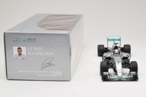 Mercedes W06 #44 L. Hamilton Mercedes AMG Petronas Australian Grand Prix Winner 2015 Minichamps 1:18 110150044 Druckguss — Bild 6 von 7
