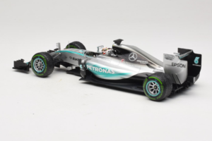 Mercedes W06 #44 L. Hamilton Mercedes AMG Petronas United States Grand Prix Winner World Champion 2015 Minichamps 1:18 110150 — Bild 5 von 7