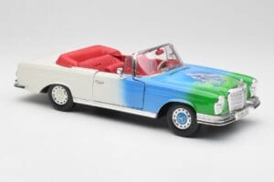 Mercedes 280SE W108 Tricolor Maisto 1:18 56014 Druckguss — Bild 6 von 8
