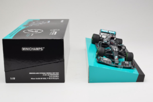 Mercedes W11 #44 L. Hamilton Mercedes AMG Petronas Turkish Grand Prix Winner World Champion 2020 Minichamps 1:18 113201444 Re — Bild 6 von 7