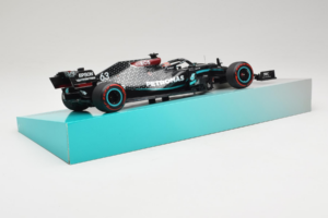 Mercedes W11 #63 G. Russell Mercedes AMG Petronas Sakhir Grand Prix 2020 Minichamps 1:18 113201663 Resin — Bild 3 von 7