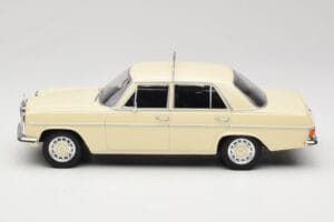 Mercedes W115 Beige Taxi MCG 1:18 MCG18055 Druckguss — Bild 3 von 6