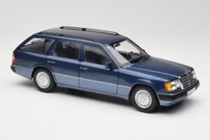 Mercedes 300D W124 T-Modell Nautical Blau Norev 1:18 183962 Druckguss — Bild 6 von 8