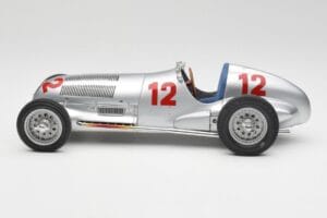 Mercedes W125 #12 R. Caracciola Grand Prix 1937 CMC 1:18 M-052 Druckguss — Bild 3 von 6