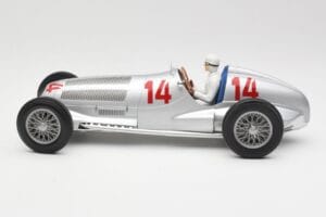 Mercedes W125 #14 Daimler-Benz AG M. von Brauchitsch 2nd Place German GP 1937 Minichamps 1:18 155373114 Druckguss — Bild 3 von 6