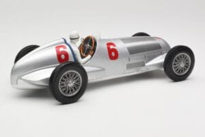 Mercedes W125 #6 Daimler-Benz AG R. Caracciola 2nd Place Eifel Race Nürburgring 1937 Minichamps 1:18 155373106 Druckguss — Bild 2 von 6