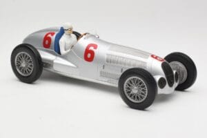 Mercedes W125 #6 Daimler-Benz AG R. Caracciola 2nd Place Eifel Race Nürburgring 1937 Minichamps 1:18 155373106 Druckguss — Bild 4 von 6