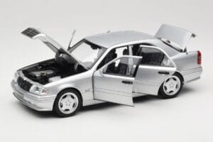 Mercedes C36 AMG W202 Silver Metallic Norev 1:18 183380 Druckguss — Bild 2 von 8