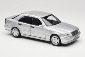 Mercedes C36 AMG W202 Silver Metallic Norev 1:18 183380 Druckguss — Bild 6 von 8