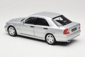 Mercedes C36 AMG W202 Silver Metallic Norev 1:18 183380 Druckguss — Bild 7 von 8