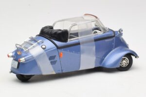 Messerschmitt KR200 Blau Revell 1:18 08944 Druckguss — Bild 2 von 6