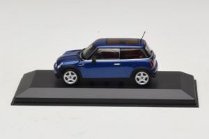Mini Cooper Cabriolet Blau Minichamps 1:43 80420309092-R1 Druckguss