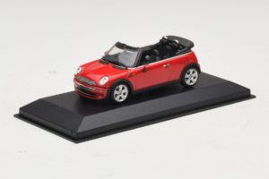 Mini Cooper R52 Cabriolet Rot Minichamps 1:43 431138230 Druckguss — Bild 2 von 4