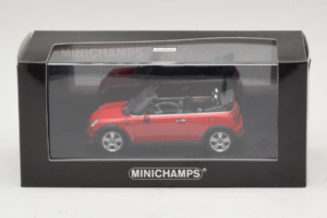 Mini Cooper R52 Cabriolet Rot Minichamps 1:43 431138230 Druckguss — Bild 4 von 4