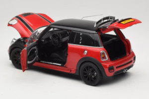 Mini Cooper John Cooper Works R56 Rot & Schwarz Kyosho 1:18 80430419909 Druckguss — Bild 5 von 8