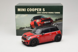 Mini Cooper John Cooper Works R56 Rot & Schwarz Kyosho 1:18 80430419909 Druckguss — Bild 8 von 8