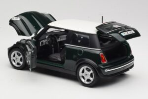 Mini Cooper Mk7 Grün Maisto 1:18 7271336 Druckguss — Bild 5 von 8
