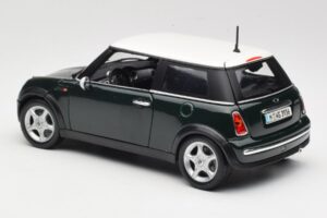 Mini Cooper Mk7 Grün Maisto 1:18 7271336 Druckguss — Bild 7 von 8