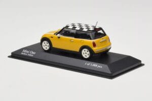 MINI One R50 Gelb Minichamps 1:43 431138104 Druckguss — Bild 3 von 5