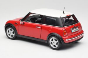 Mini Cooper R50 Rot Maisto 1:18 31619 Druckguss — Bild 4 von 8