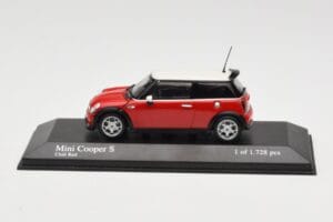 MINI Cooper S R53 Rot Minichamps 1:43 431138200 Druckguss