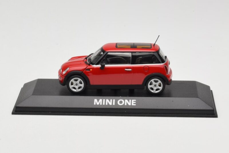 Mini One R50 Rot Mit Rotem Dach Minichamps 1:43 MINI001 Druckguss