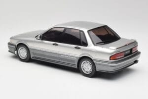 Mitsubishi Galant VR-4 Silber IXO 1:18 18CMC191 Druckguss — Bild 5 von 6