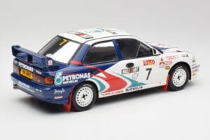 Mitsubishi Lancer Evo 3 Group A #4 T. Makinen / S. Harjanne Rally Australia 1996 Otto 1:18 OT475 Resin — Bild 2 von 6