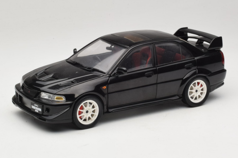 Mitsubishi Lancer Evo VI Tommi Makinen Edition Schwarz AUTOart 1:18 77158 Druckguss