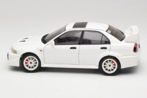 Mitsubishi Lancer Evo VI Tommi Makinen Edition Weiß AUTOart 1:18 77157 Druckguss — Bild 4 von 8