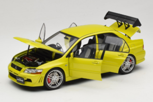 Mitsubishi Lancer Evo VII Mustard Yellow AUTOart 1:18 77166 Druckguss — Bild 2 von 8