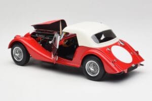 Morgan 4/4 Plus Competition Hardtop Rot Kyosho 1:18 08114R Druckguss — Bild 5 von 8