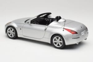 Nissan 350Z Z33 Roadster Diamond Silber AUTOart 1:18 77371 Druckguss — Bild 7 von 8