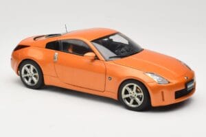 Nissan 350Z Z33 Sunset Orange AUTOart 1:18 77312 Druckguss — Bild 6 von 8