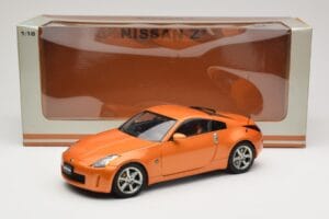 Nissan 350Z Z33 Sunset Orange AUTOart 1:18 77312 Druckguss — Bild 8 von 8