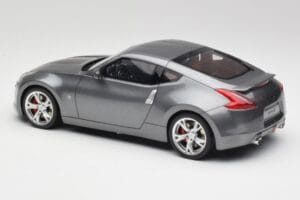 Nissan 370Z Z34 Gun Metallic Otto 1:18 OT465 Resin — Bild 5 von 6