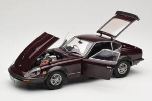 Nissan Fairlady 240Z-G S30 Kastanienbraun Kyosho 1:18 08212M Druckguss — Bild 2 von 8