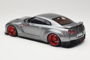Nissan GT-R R35 Prior Design Grau GT Spirit 1:18 GT243 Resin — Bild 5 von 6